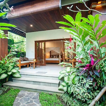 Flamboyant Villa Ubud Bagian luar foto