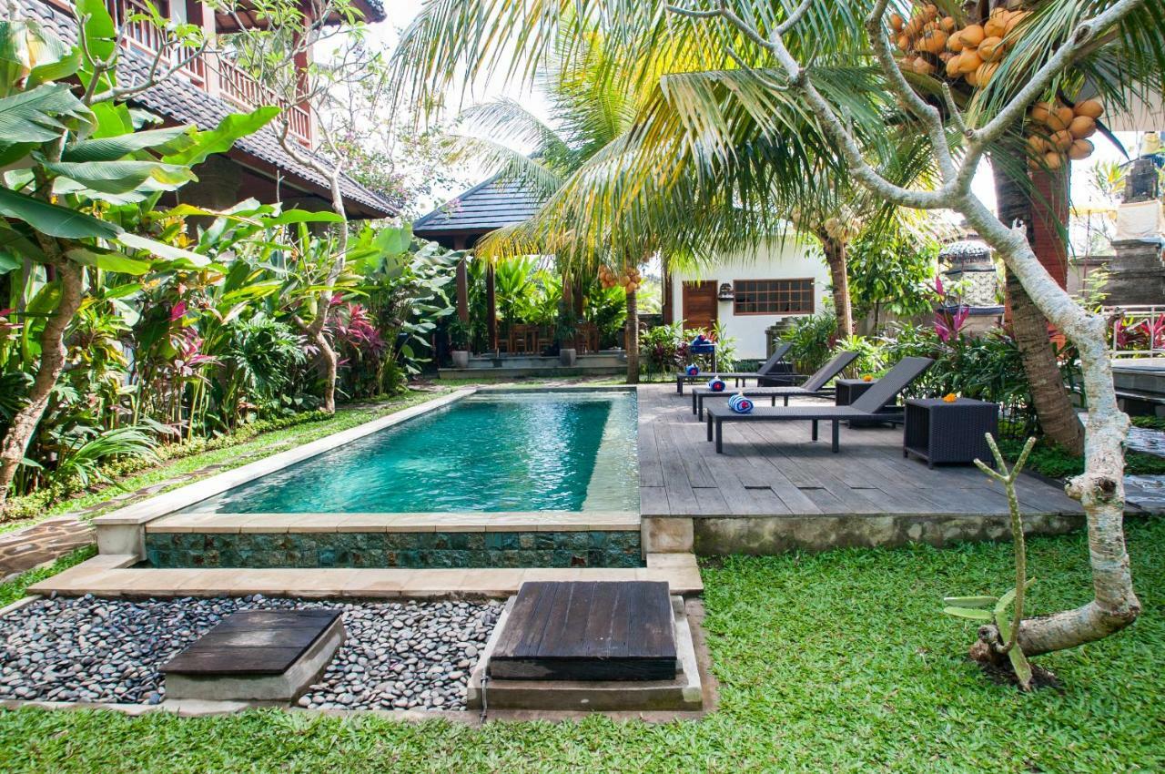 Flamboyant Villa Ubud Bagian luar foto